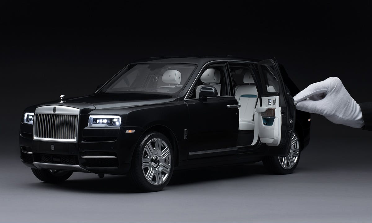 Rolls Royce Cullinan 1:8 Scale Model