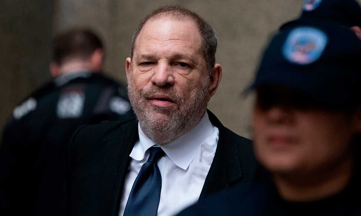 Harvey Weinstein leaves the State Supreme Court