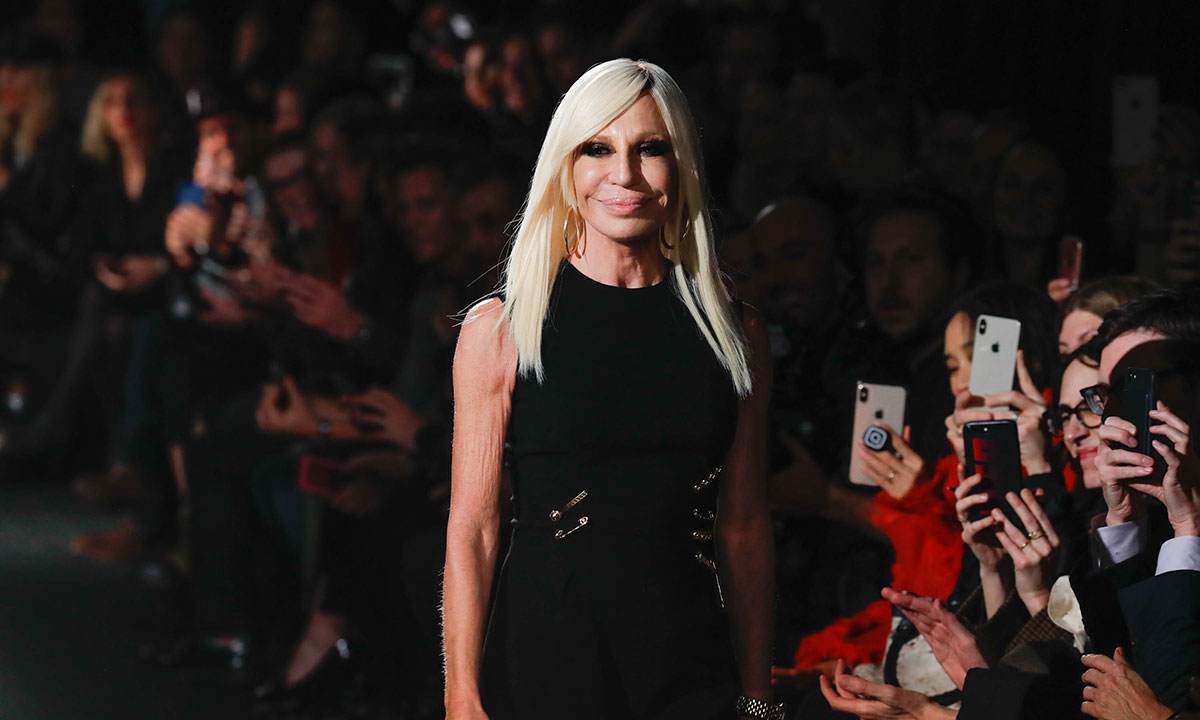 After the D&G case, Versace makes mistakes in China and apologizes