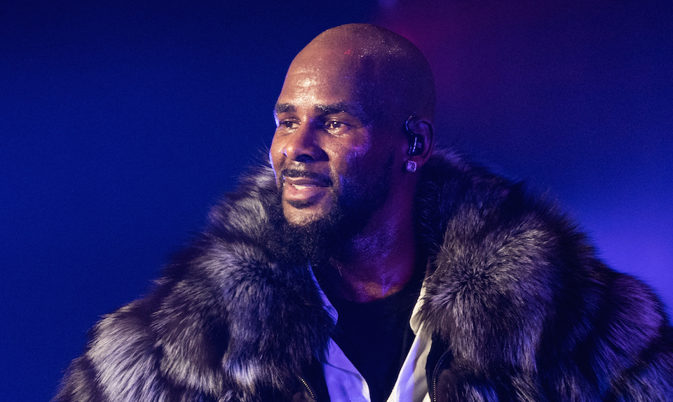 R. Kelly Charged With 10 Counts of Criminal Sexual Abuse