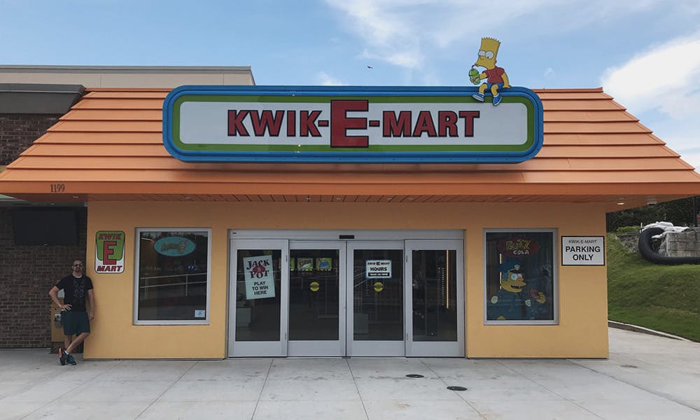 kwik e mart Apu Kwik-E-Mart the simpsons