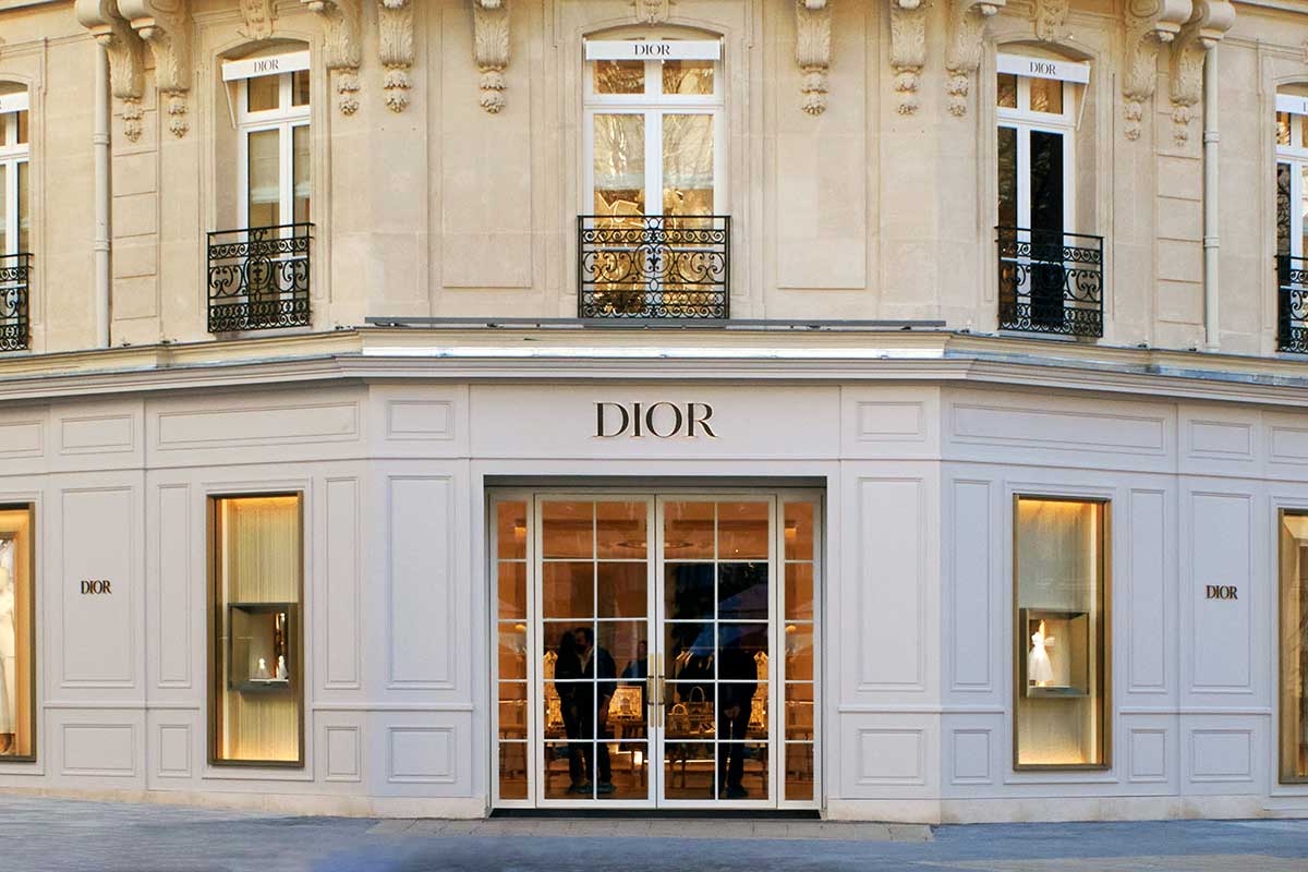 Dior Paris 30 Avenue Montaigne Store & Café