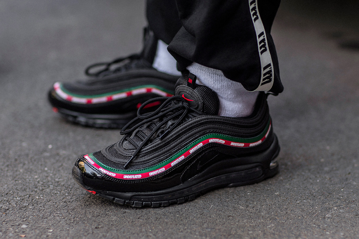 undefeated × nike air max 97