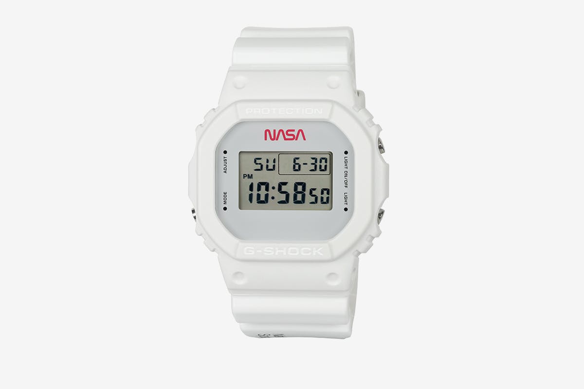 Synthetic NASA 'Meatball' Watch - Black