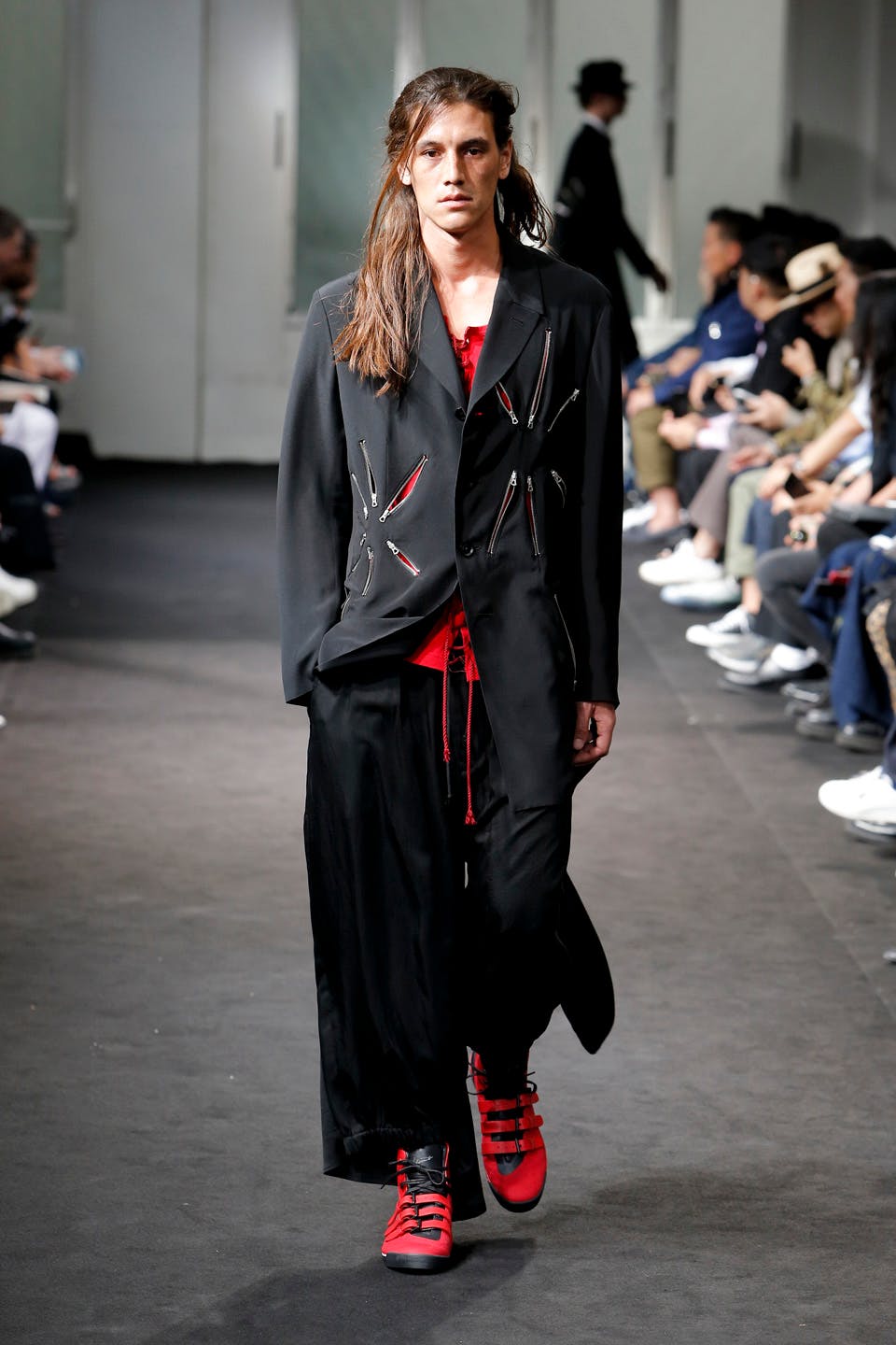 Yohji Yamamoto Presents Eclectic Graphic Tailoring for SS19