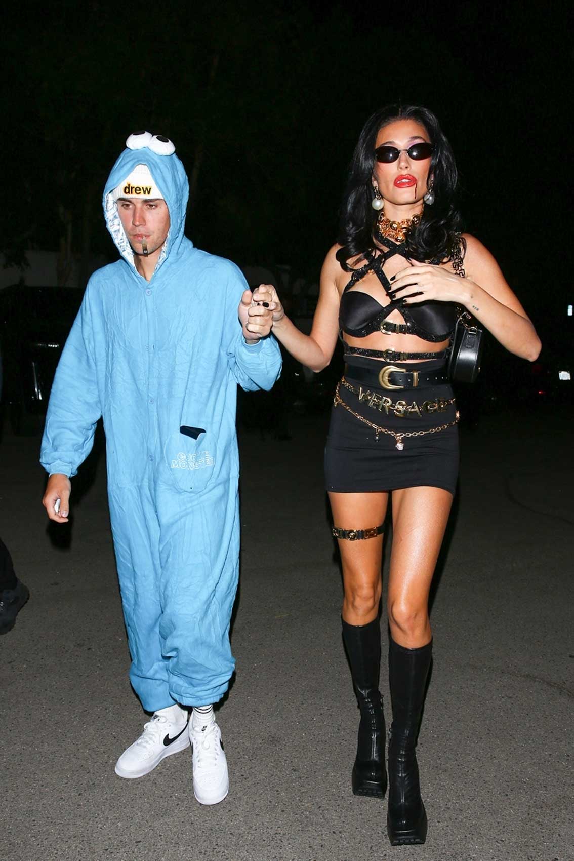 The Big Difference In Justin And Hailey Bieber S Halloween Costumes