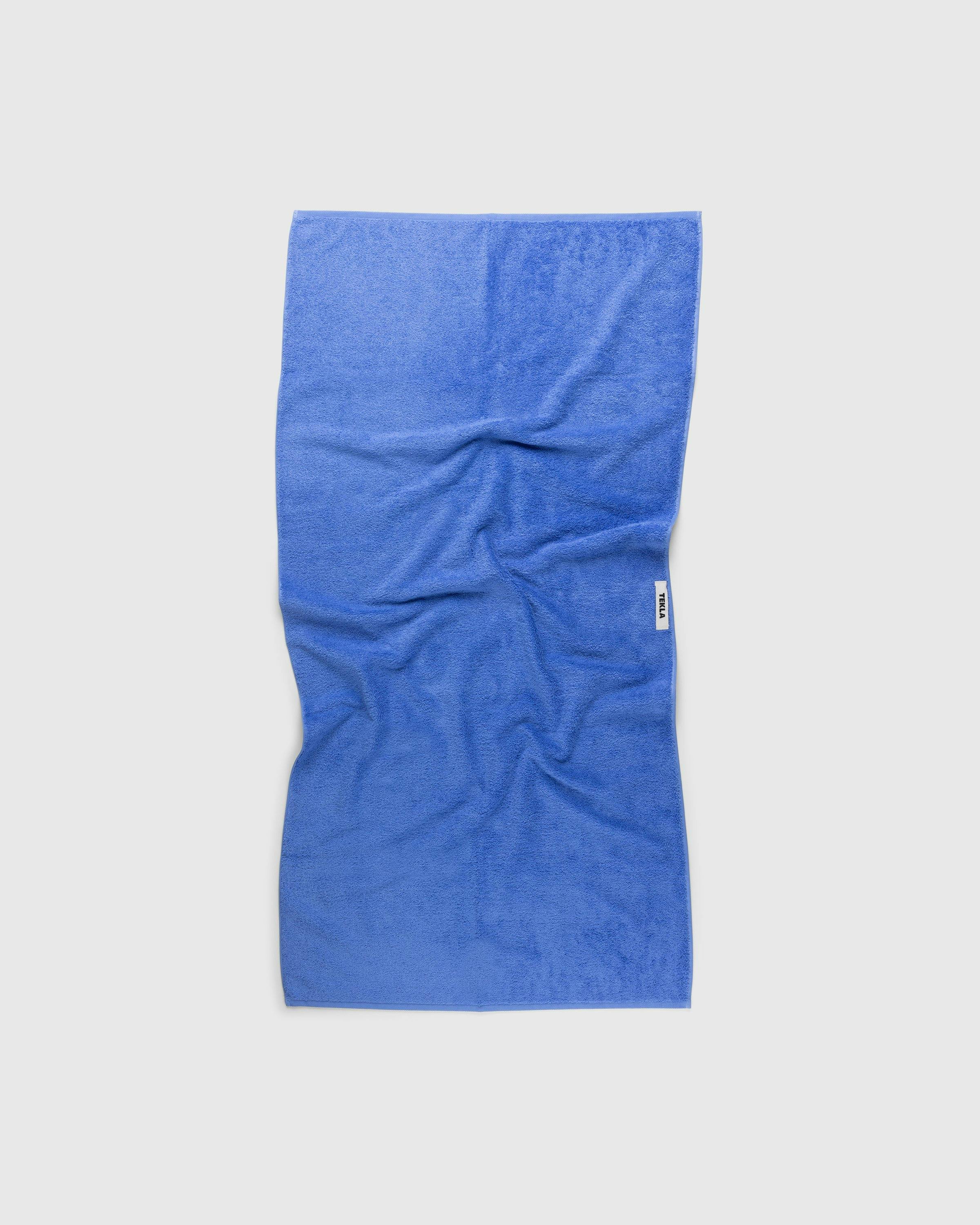 Tekla - Bath Towel Clear Blue - Lifestyle - Blue - Image 1