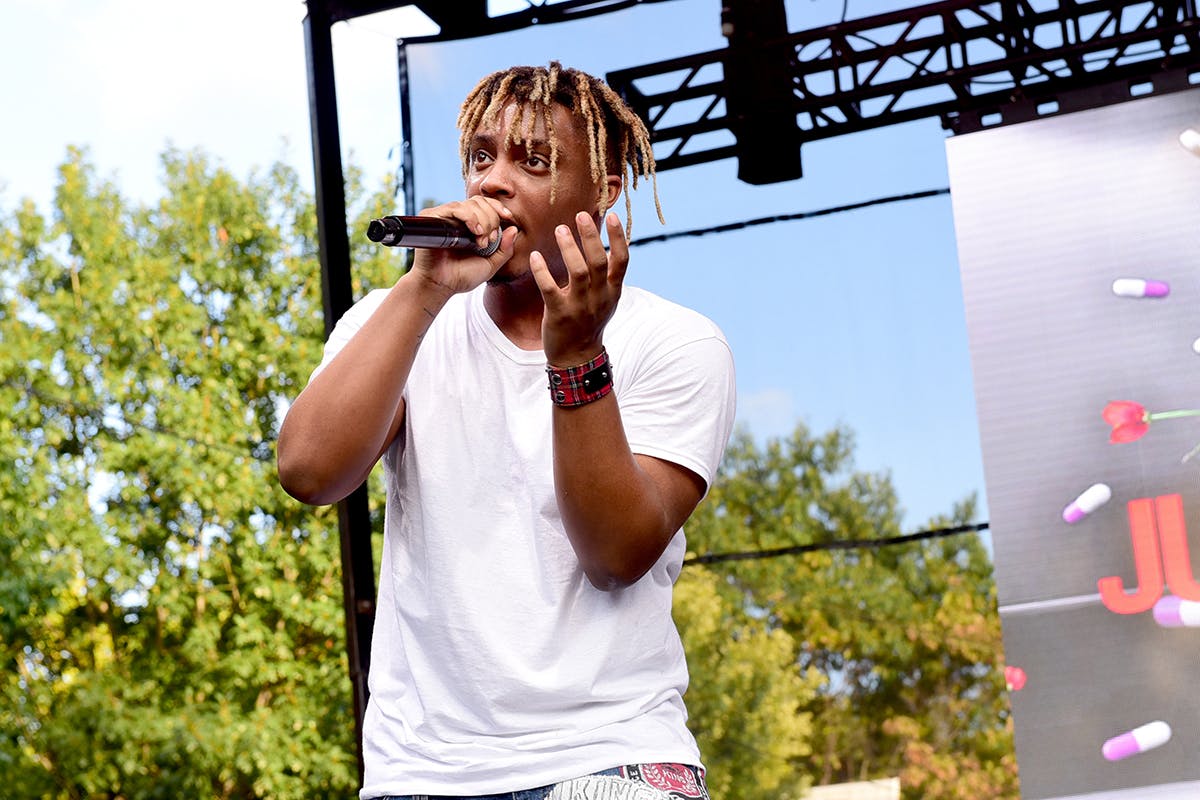 Juice WRLD performing