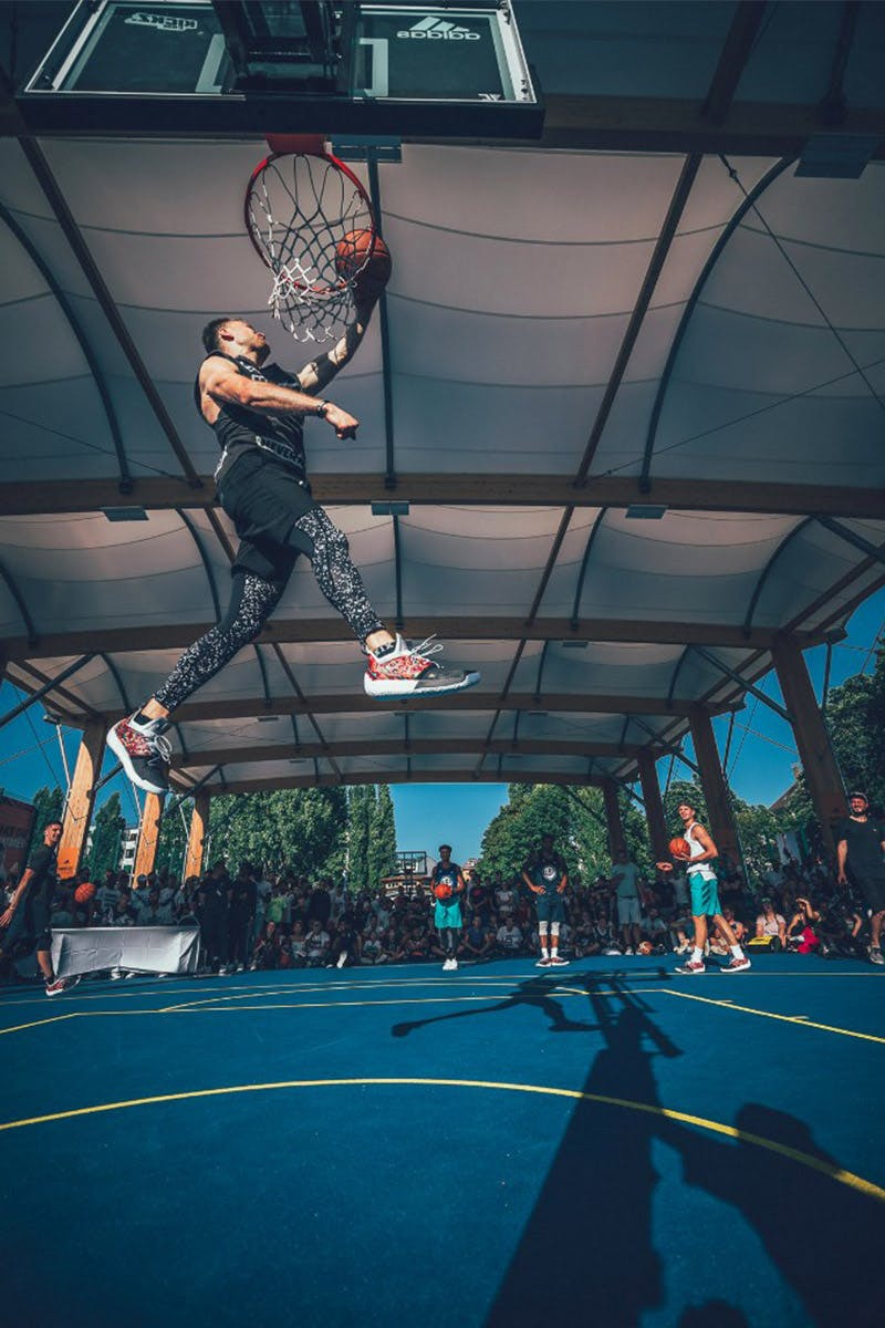 adidas streetball tour berlin kristaps porzingis adidas Harden Vol. 2 kickz nba