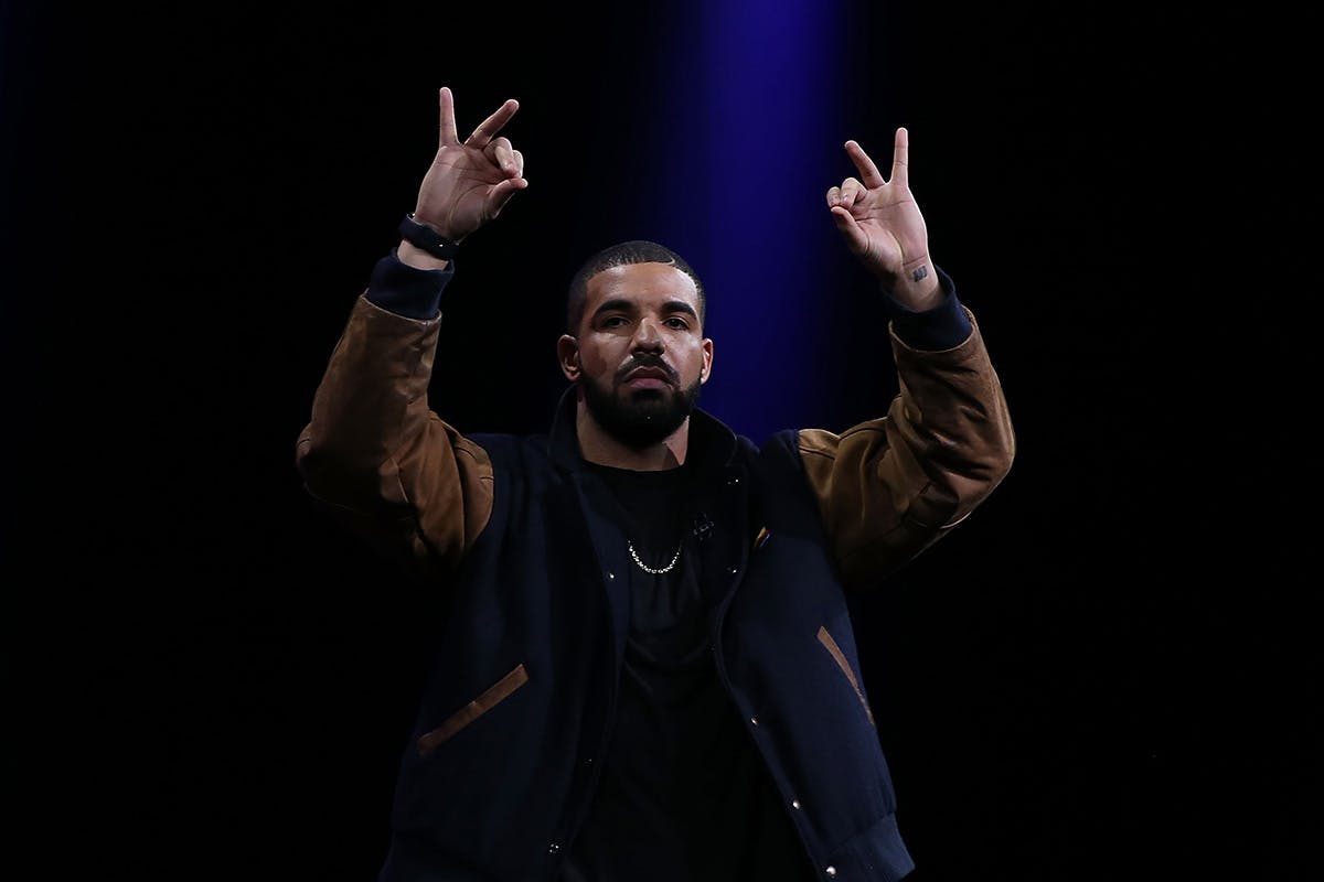 drake tops apple charts 2018 Apple Music Cardi B post malone