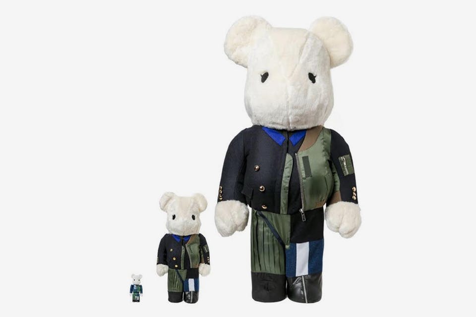 sacai Gloverall bearbrick