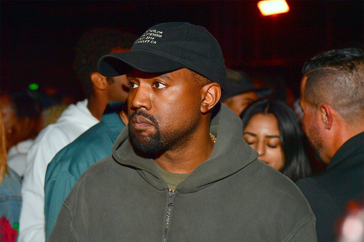 kanye west donates money family security guard Jemel Roberson