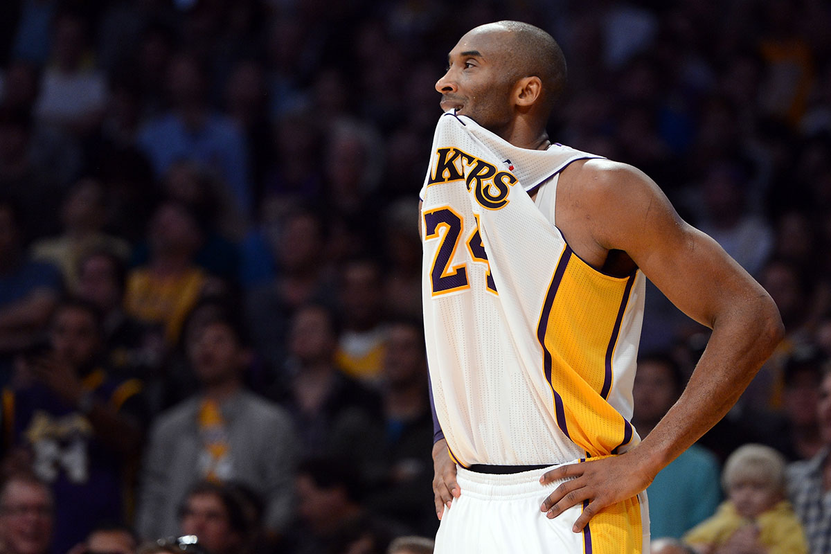 LeBron James Gives Powerful Speech About Kobe Bryant Before First Game  Since Death