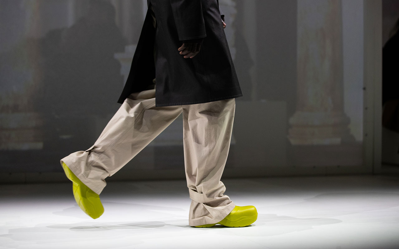 Rubber shoes and other accessory hits from Daniel Lee at Bottega Veneta