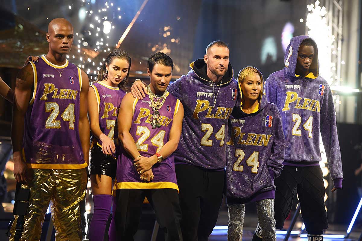 Designer criticized for Kobe Bryant tribute at fashion show featuring  helicopters, bedazzled jerseys