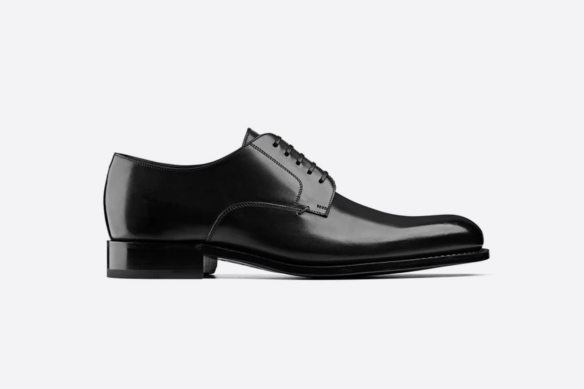Dior B22 Black Reflective Vs. ￼ Balenciaga Triple S!! Which Is a Better Shoe?  