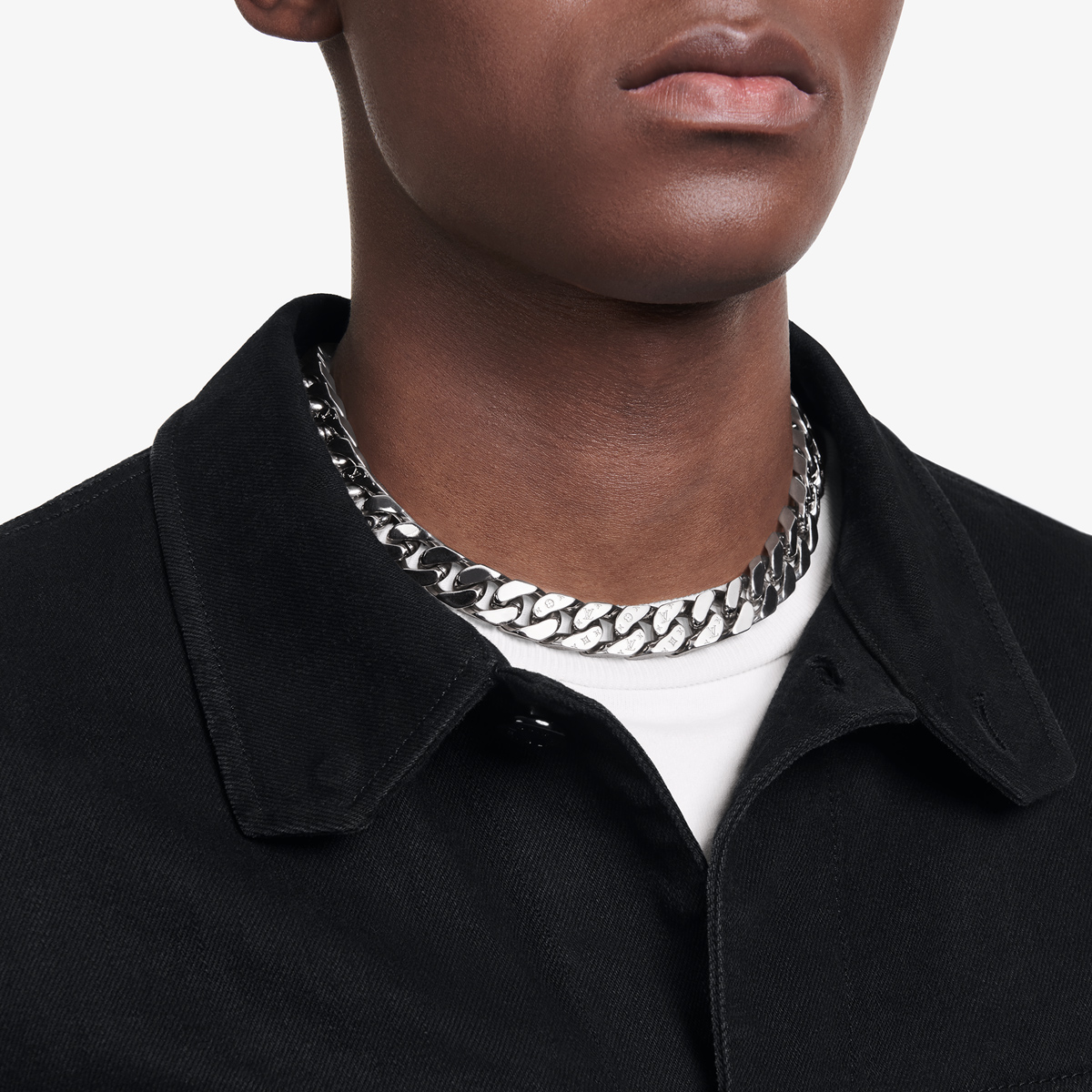 Louis Vuitton Cuban necklace, Men's Fashion, Watches & Accessories