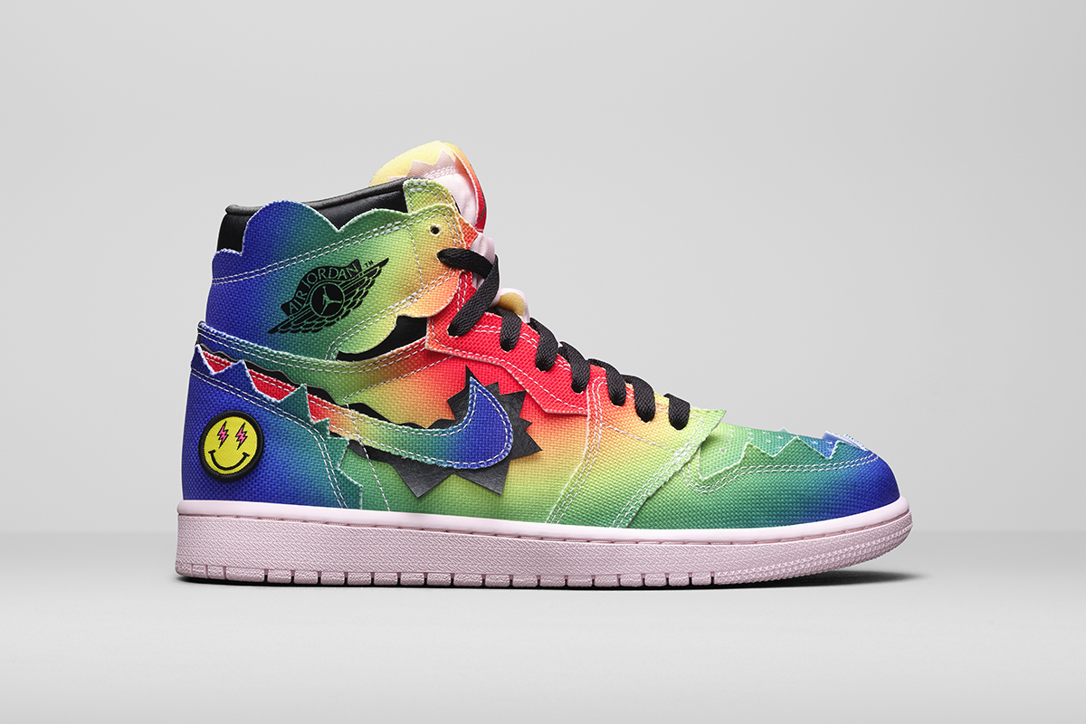 Air Jordan 1 High Top Sneakers in Multicoloured - Nike