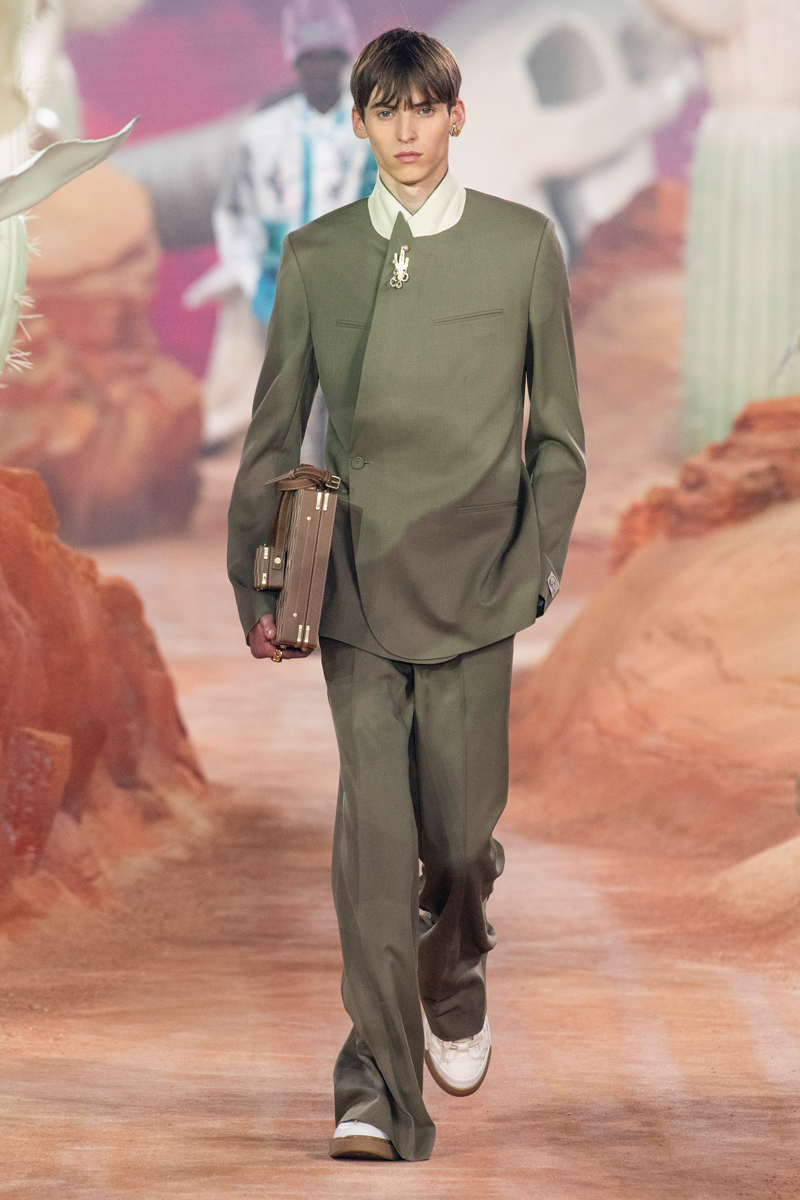 Défilé Dior Homme printemps-été 2022 : Cactus Jack Dior –