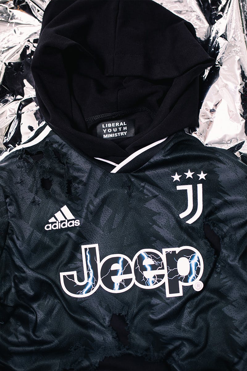 Juventus Teams with Design House Liberal Youth Ministry to Remix 2022-23  Away Kit – SportsLogos.Net News