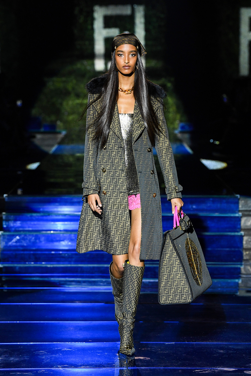 Exclusive Pictures from the Versace X Fendi Collaboration Pre-Fall 2022  [PHOTOS] – WWD