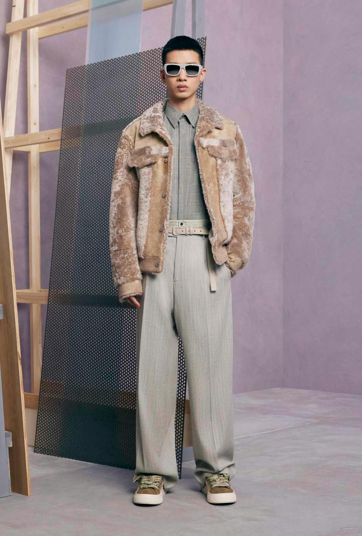 Dior S Spring 2024 Menswear Collection Explores Masculinity   1685655778 Dior Spring 2024 Mens 161 