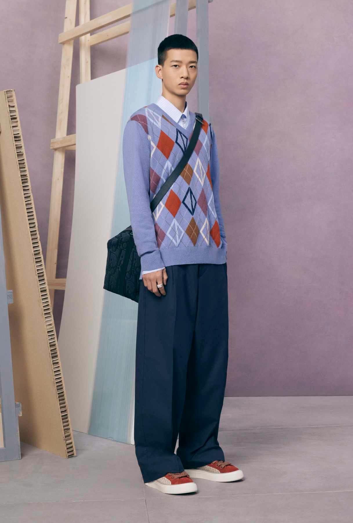 Dior S Spring 2024 Menswear Collection Explores Masculinity   1685655868 Dior Spring 2024 Mens 27 