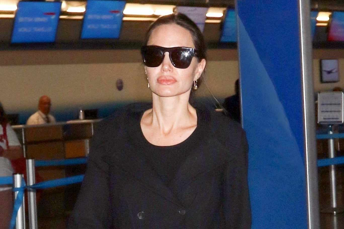 Angelina Jolie Pitt in the Best Boots for the Airport