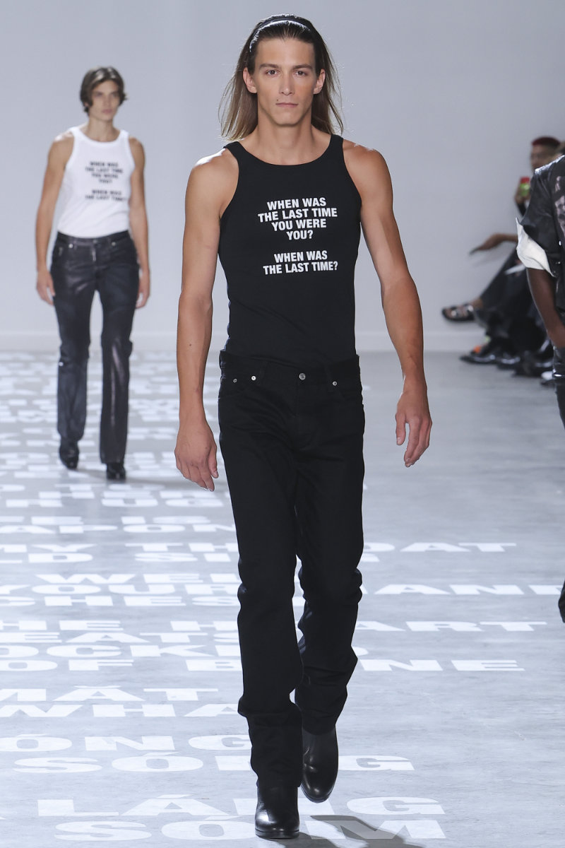 How To Livestream Peter Do's First Helmut Lang Show At New York