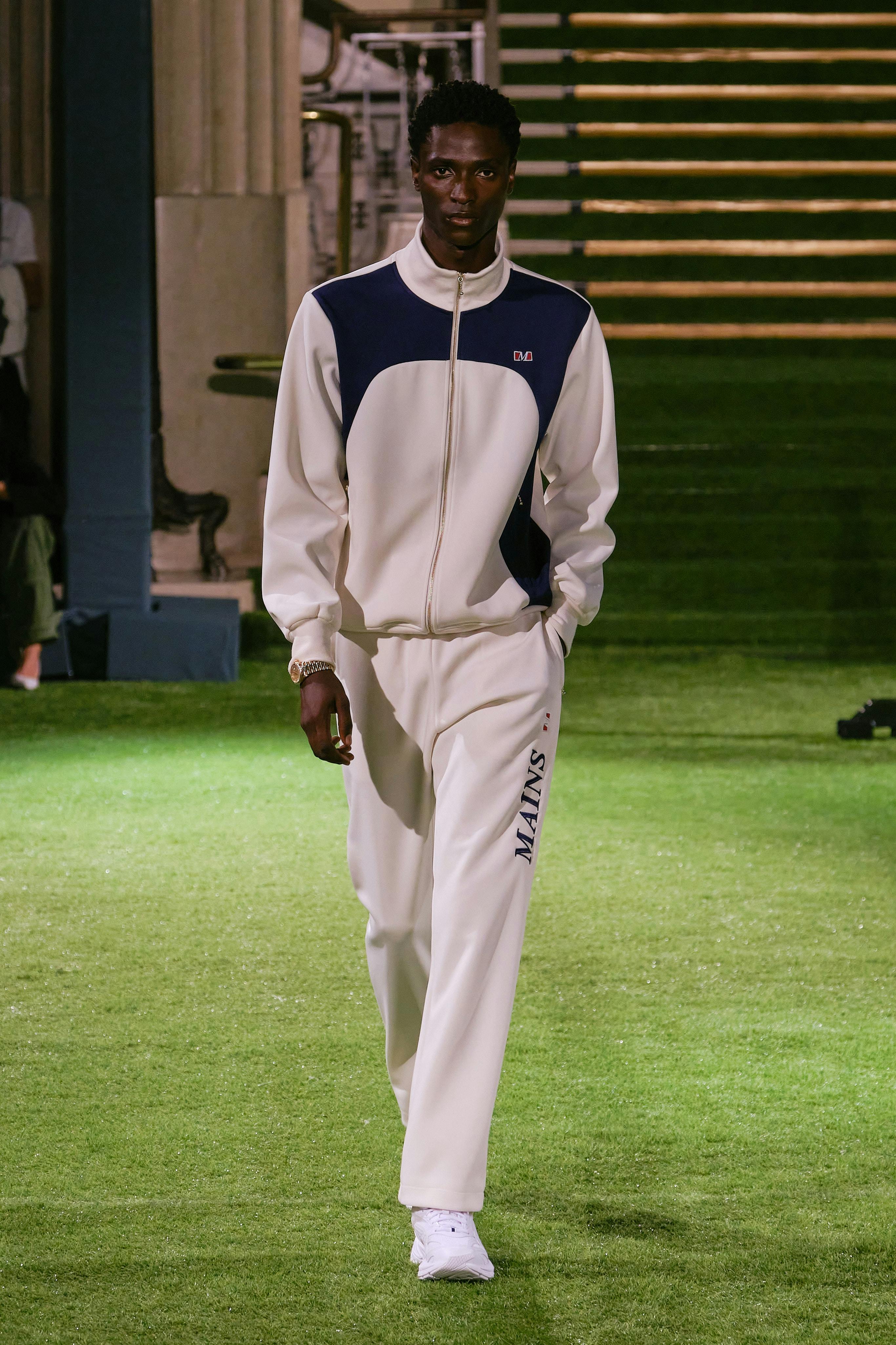 Skepta white shop tracksuit