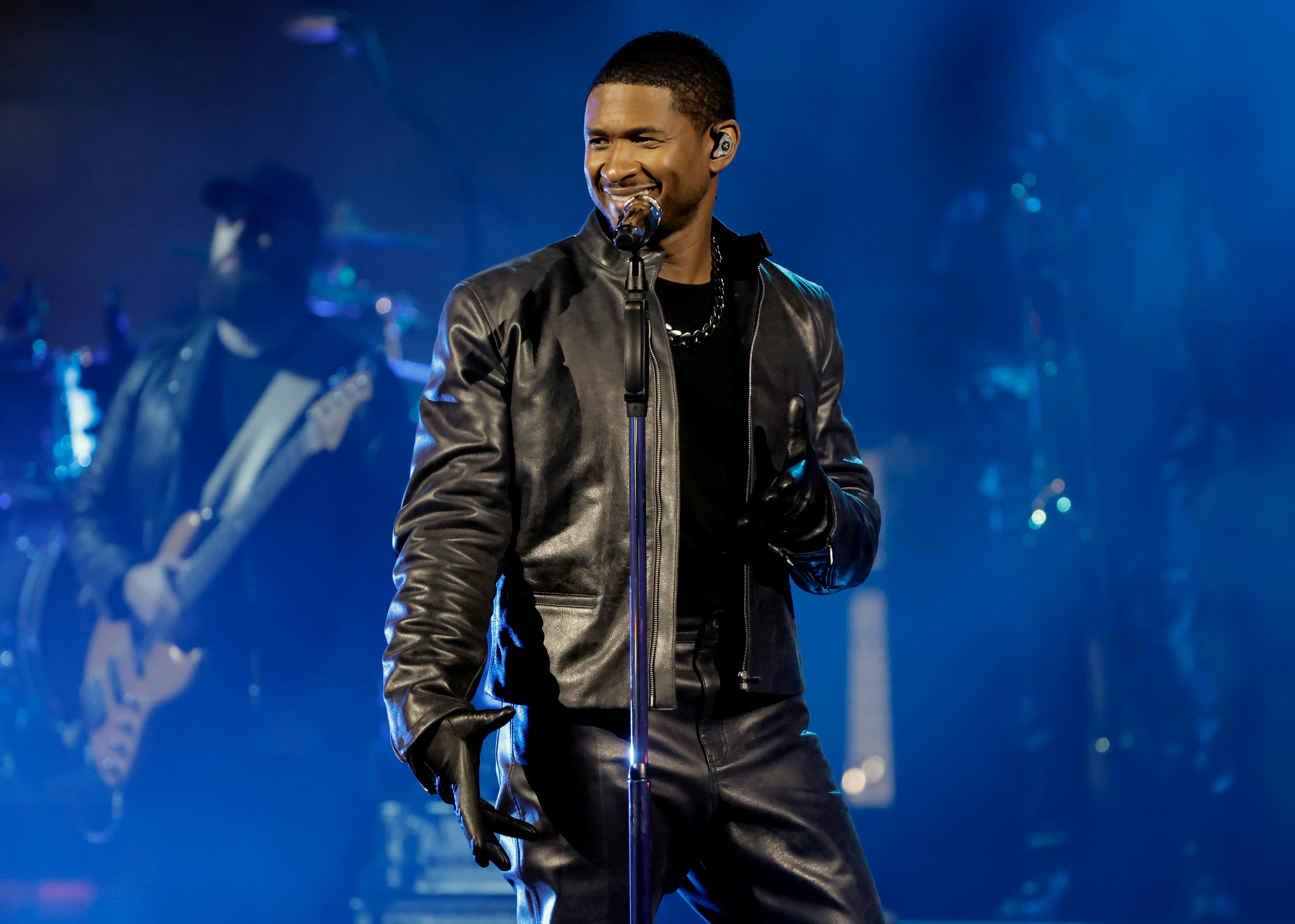 usher super bowl