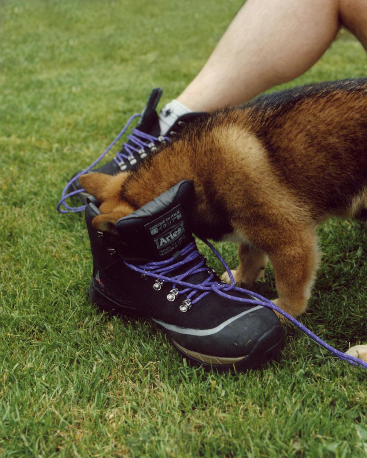 Aries & Roa collaborate for Fall/Winter 2023 hiking boot collection.