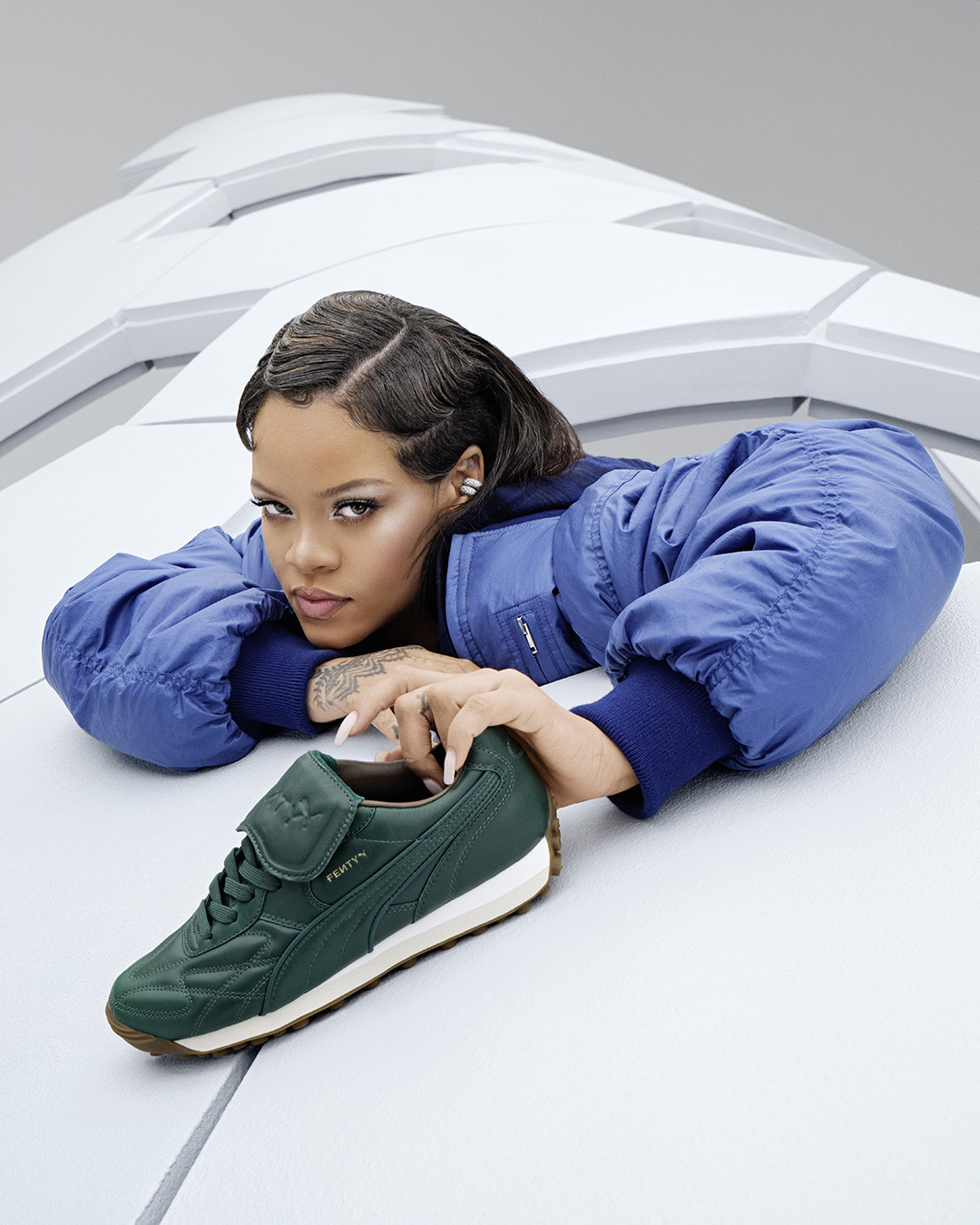 Rihanna Reappears in PUMA Sneakers