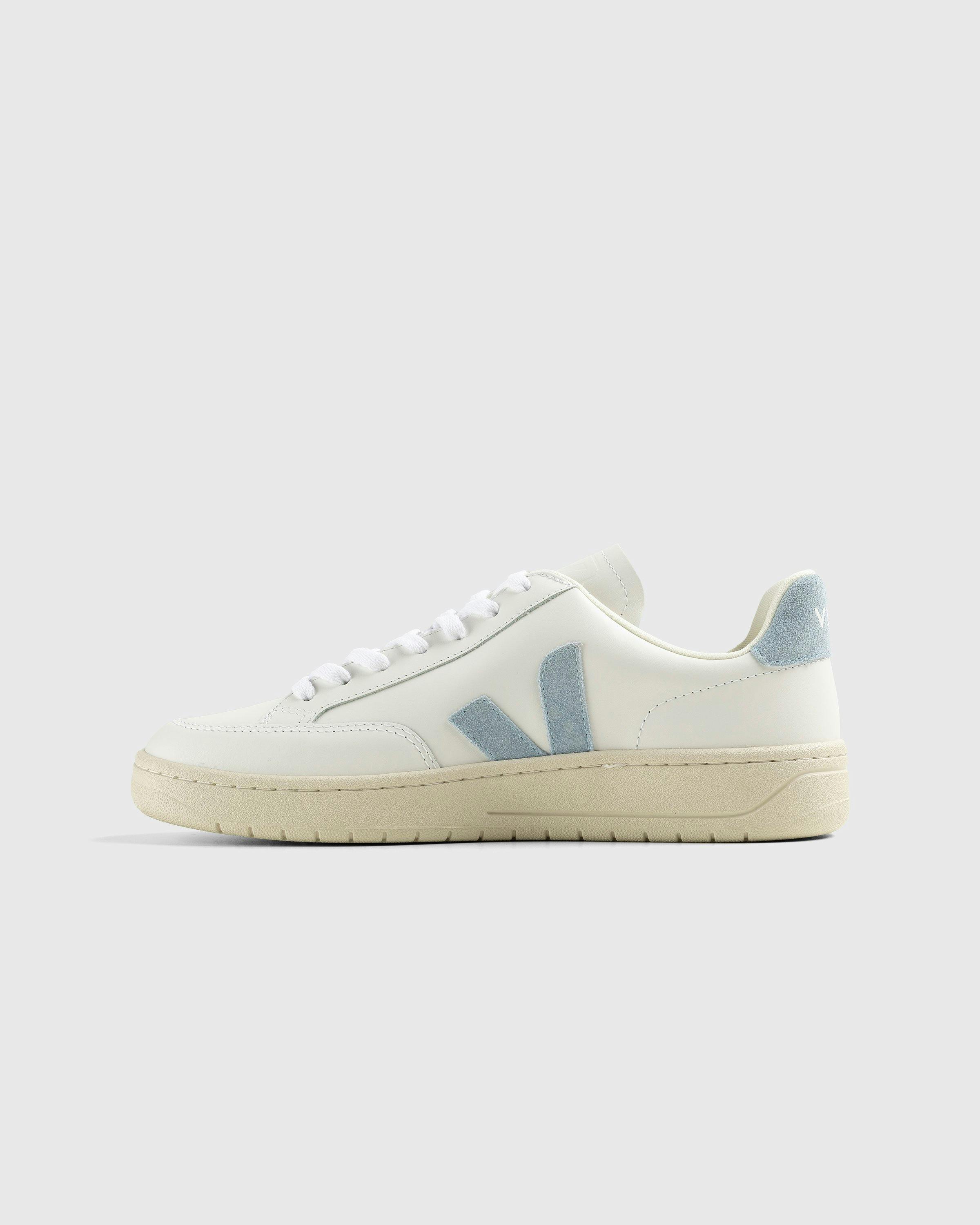 VEJA - Campo Chrome-Free Leather White/Matcha - Footwear - White - Image 2