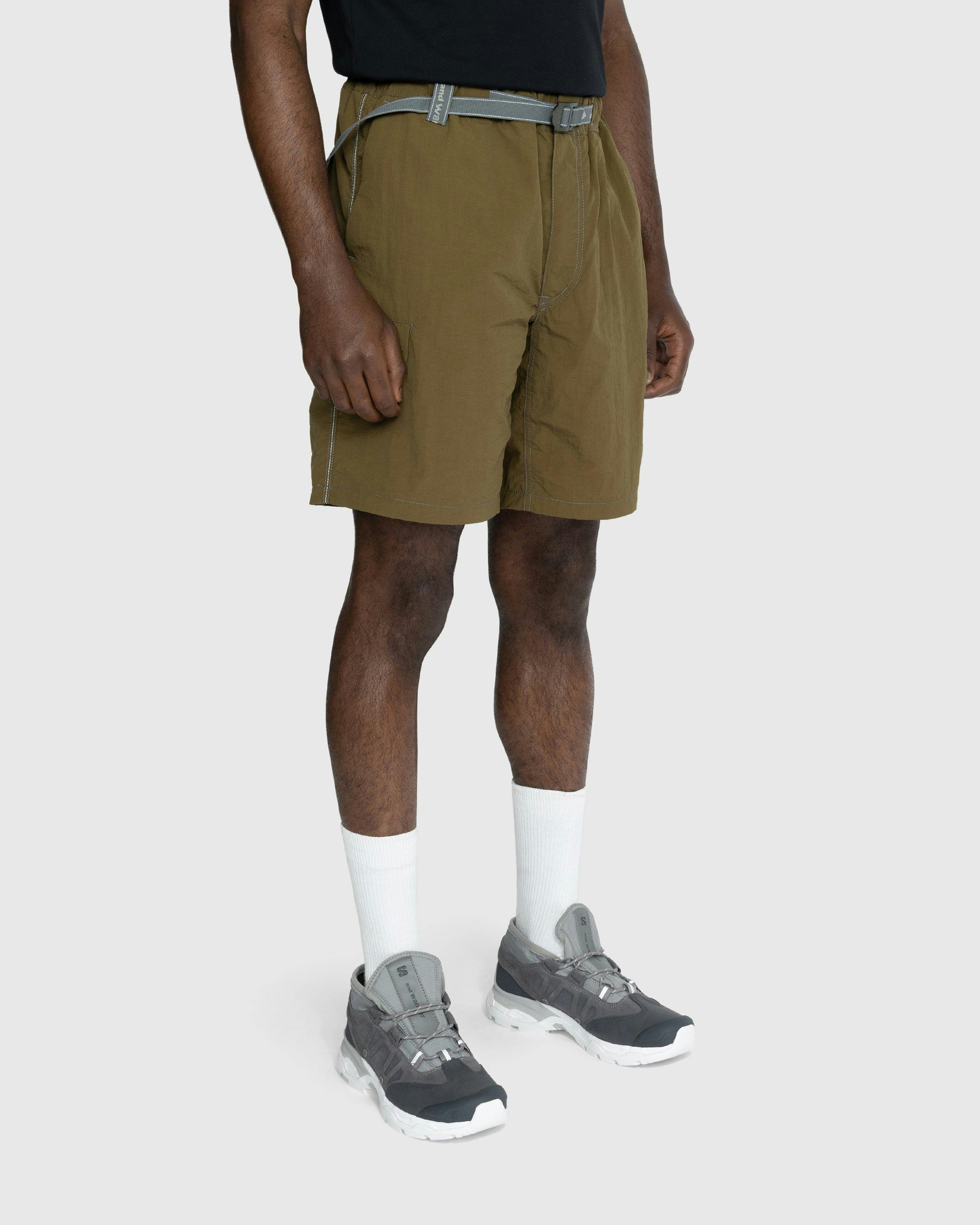 And Wander - Ny Taffeta Hiker Shorts Khaki - Clothing - Green - Image 2