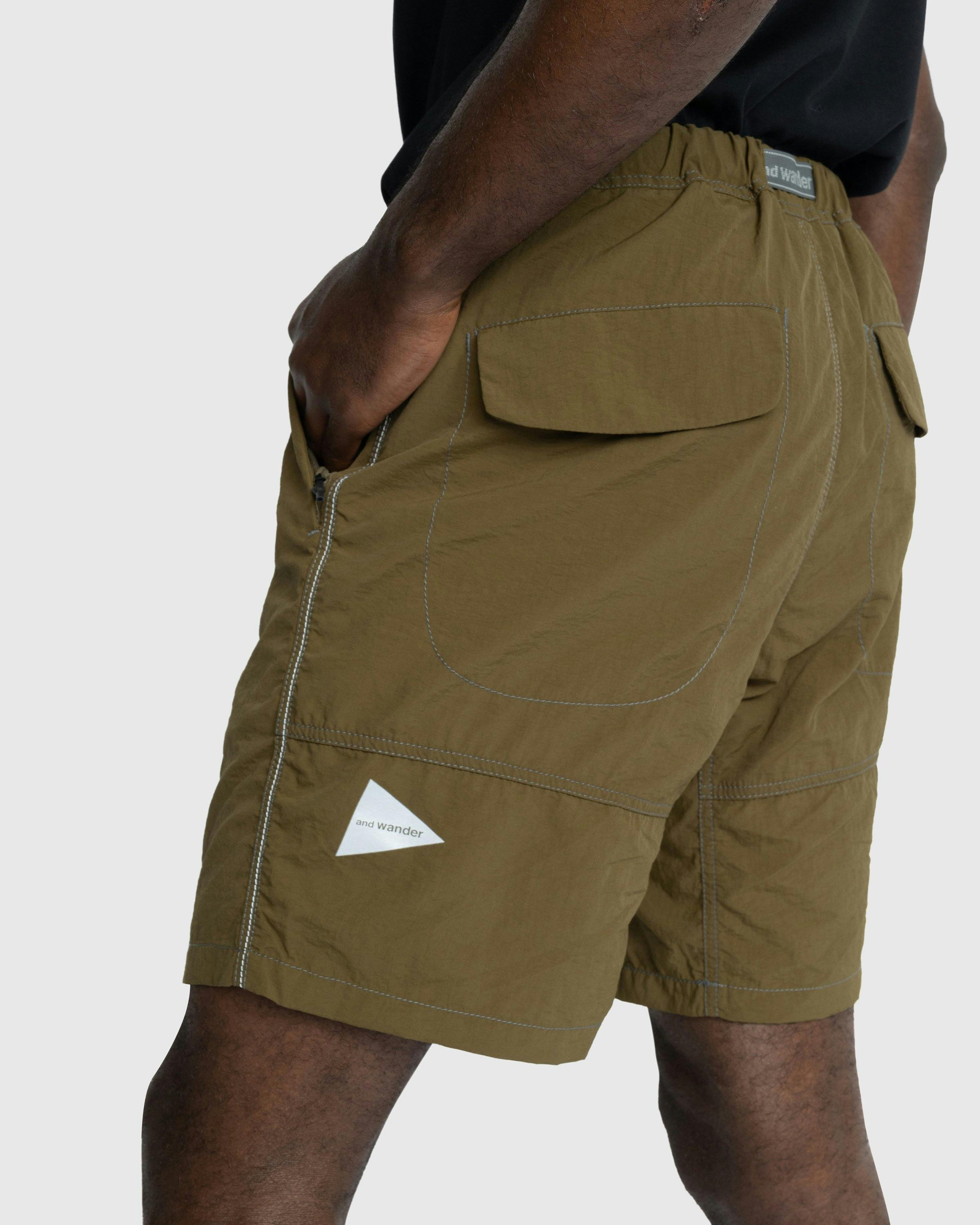 And Wander - Ny Taffeta Hiker Shorts Khaki - Clothing - Green - Image 4