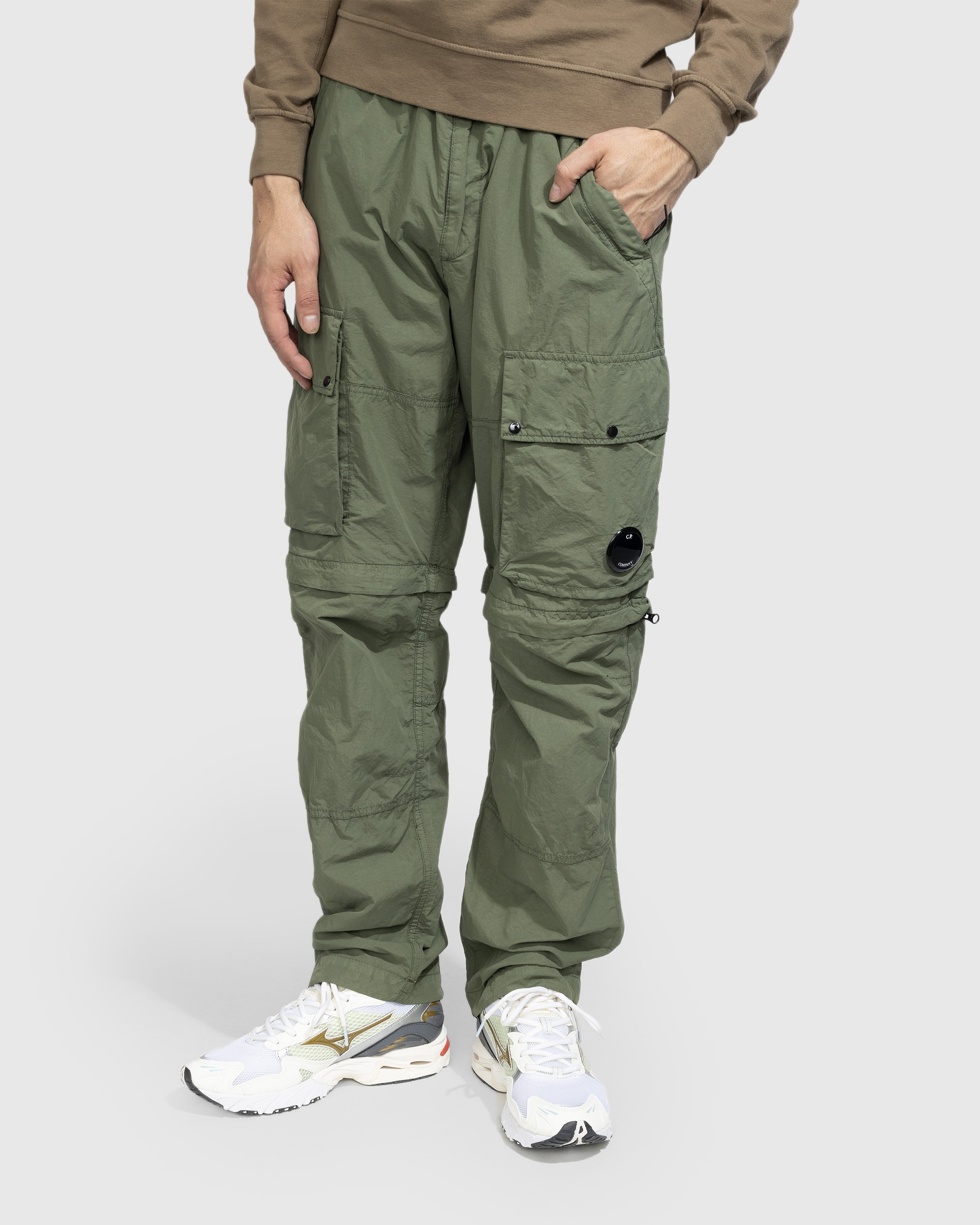 C.P. Company – Flatt Nylon Zipped Cargo Pants Bronze Green ...