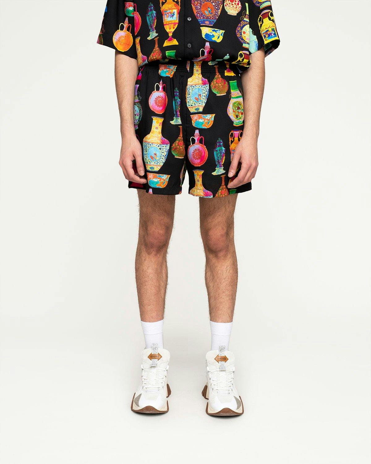 Versace - Shorts Black Multicolour - Clothing - Black - Image 2