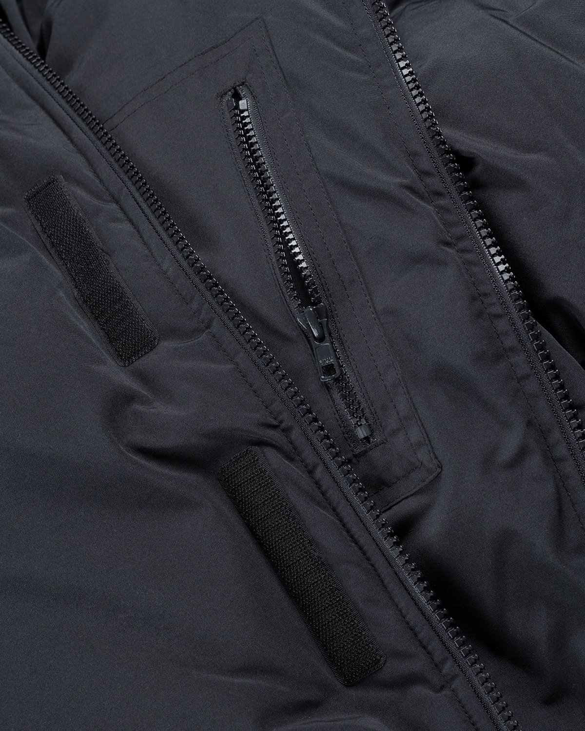 Entire Studios – SOA Puffer Jacket Soot | Highsnobiety Shop