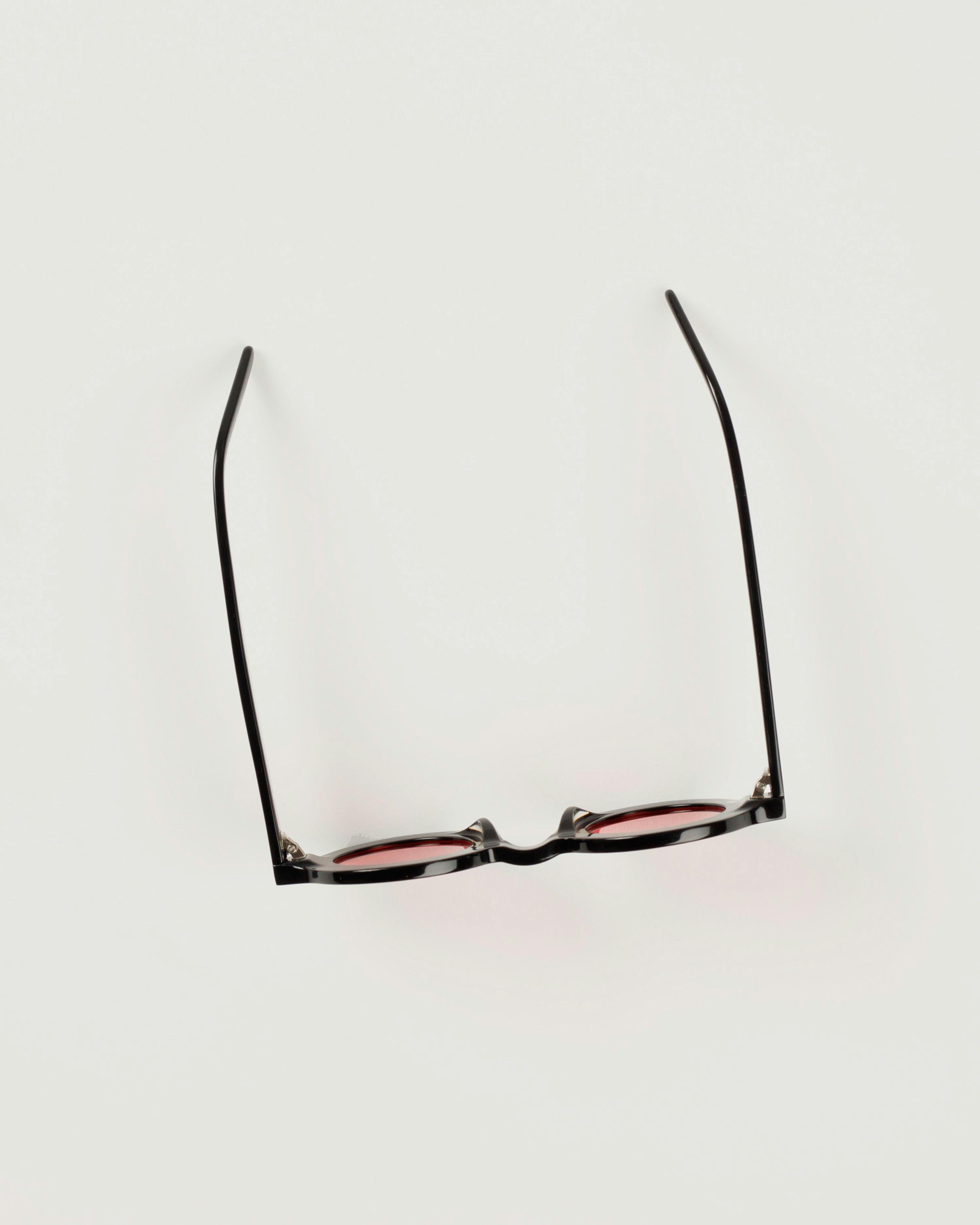 Market - Black & Red Akila Sunglasses - Accessories - Black - Image 2