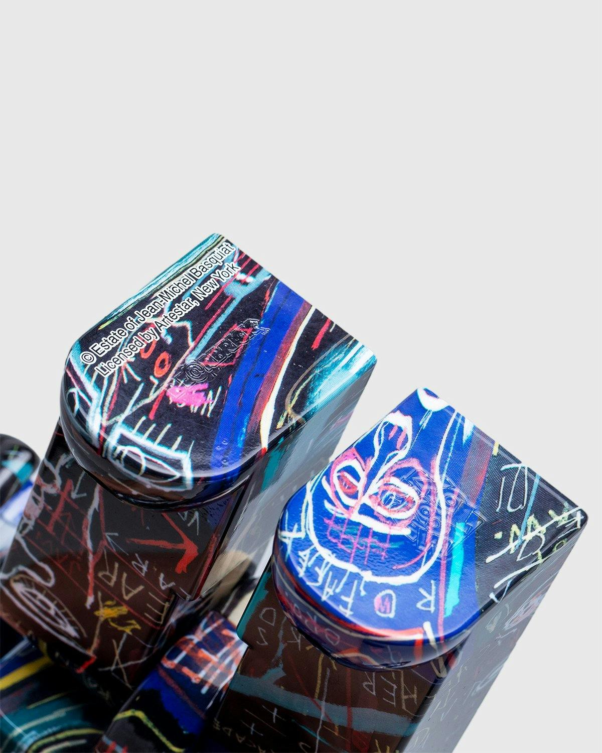 Medicom - Be@rbrick Jean-Michel Basquiat #7 Multi 100% and 400% Set - Lifestyle - Blue - Image 5