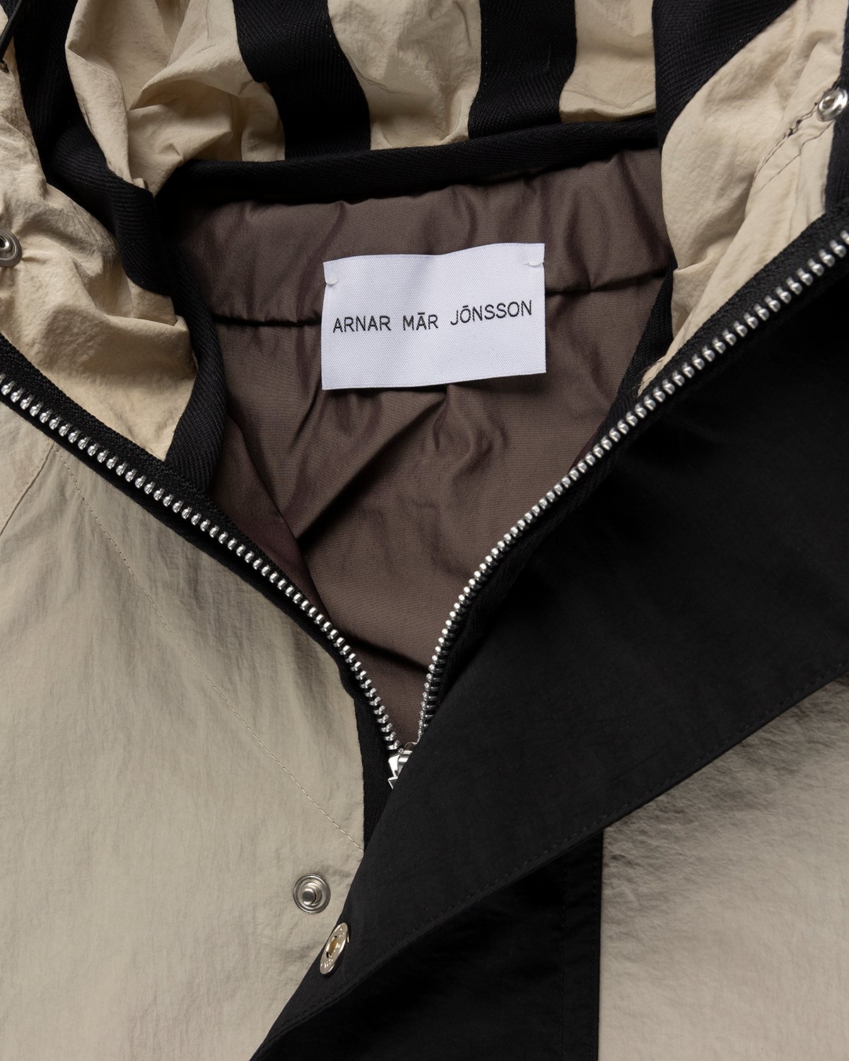 Arnar Mar Jonsson - Composition V-Neck Hooded Tracktop Beige Chocolate Black - Clothing - Black - Image 4