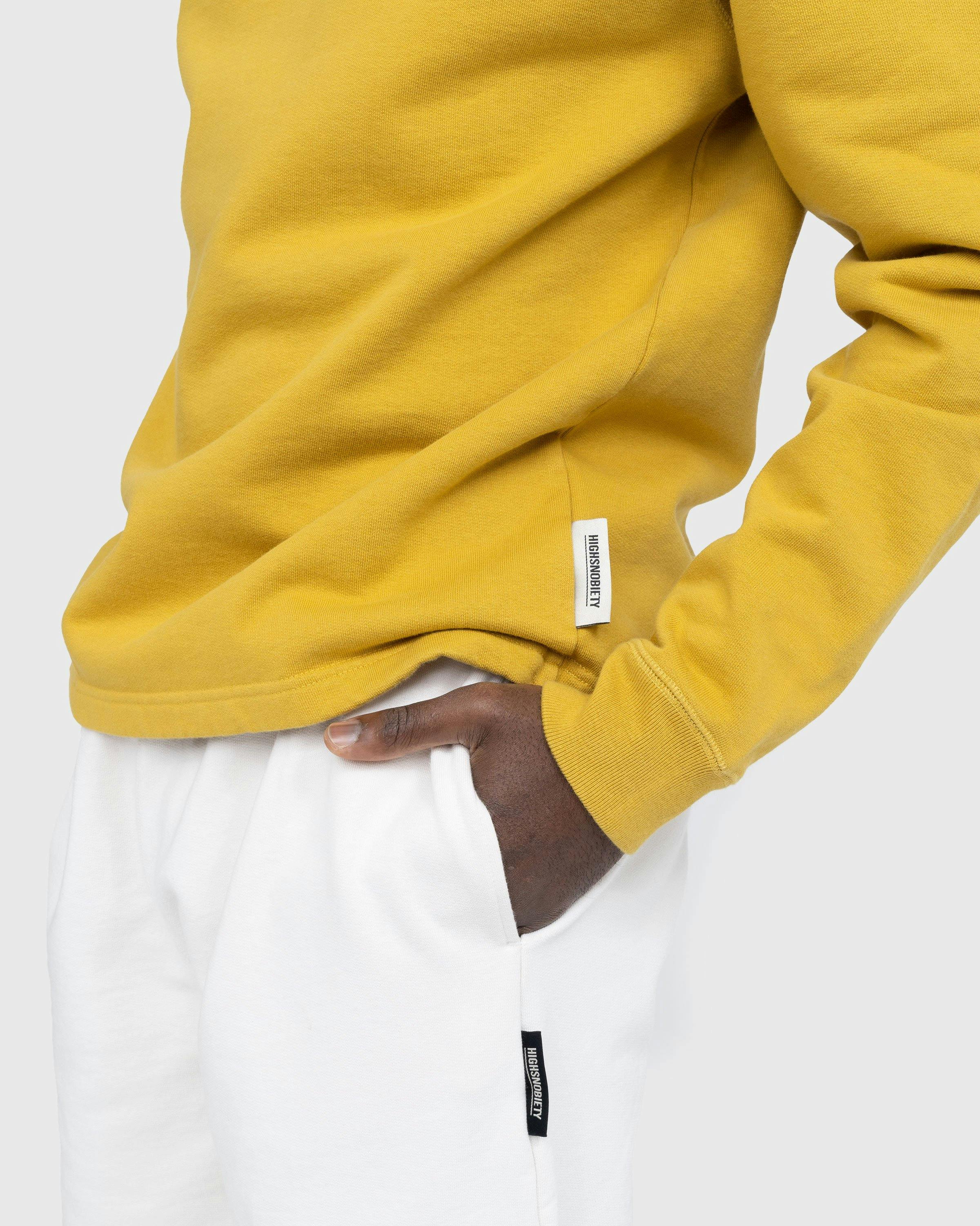 Highsnobiety - Heavy Fleece Crew Mustard - Clothing - Yellow - Image 5