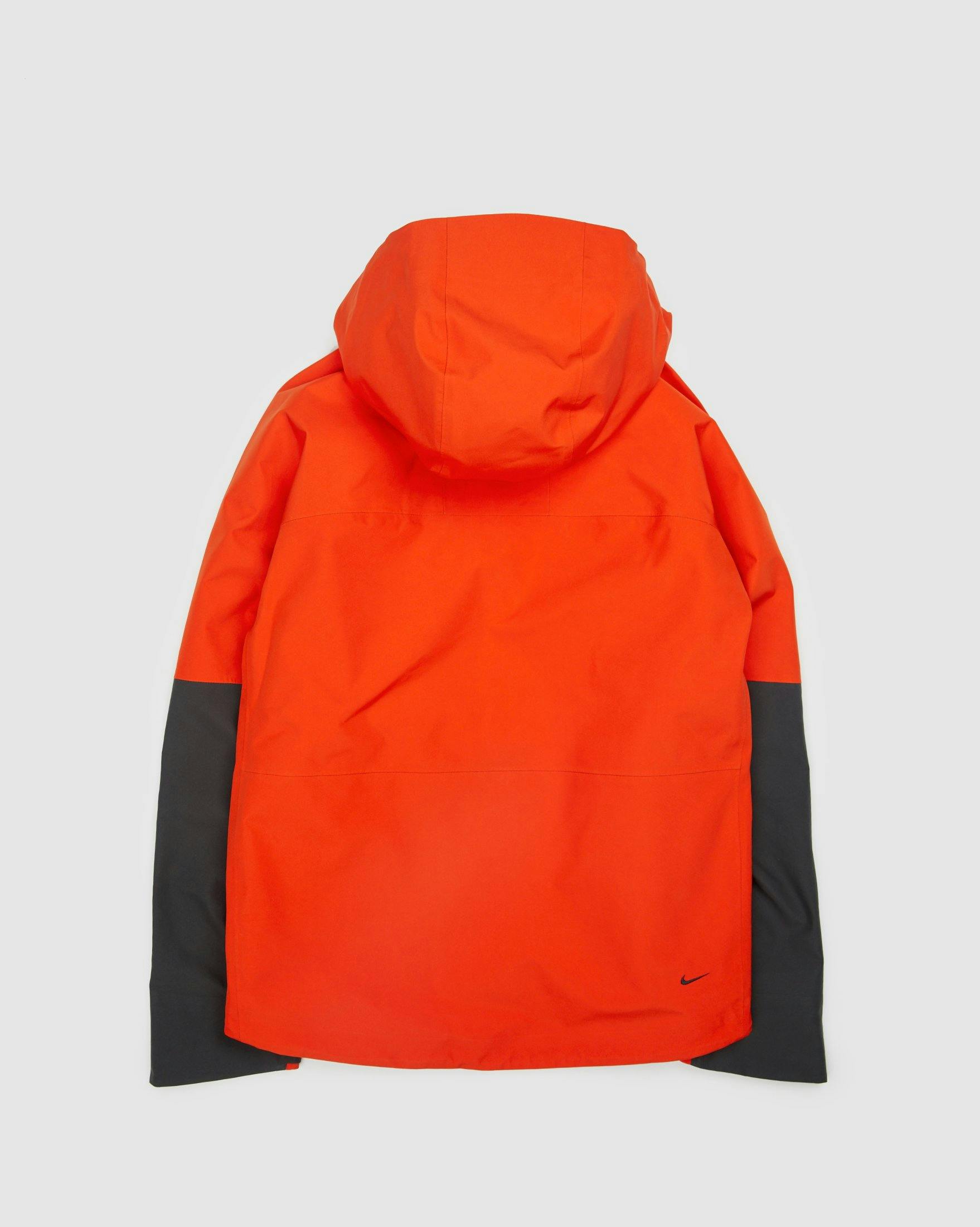 Nike ACG - Gore-Tex "Misery Ridge" Women's Jacket Orange - Clothing - Orange - Image 2