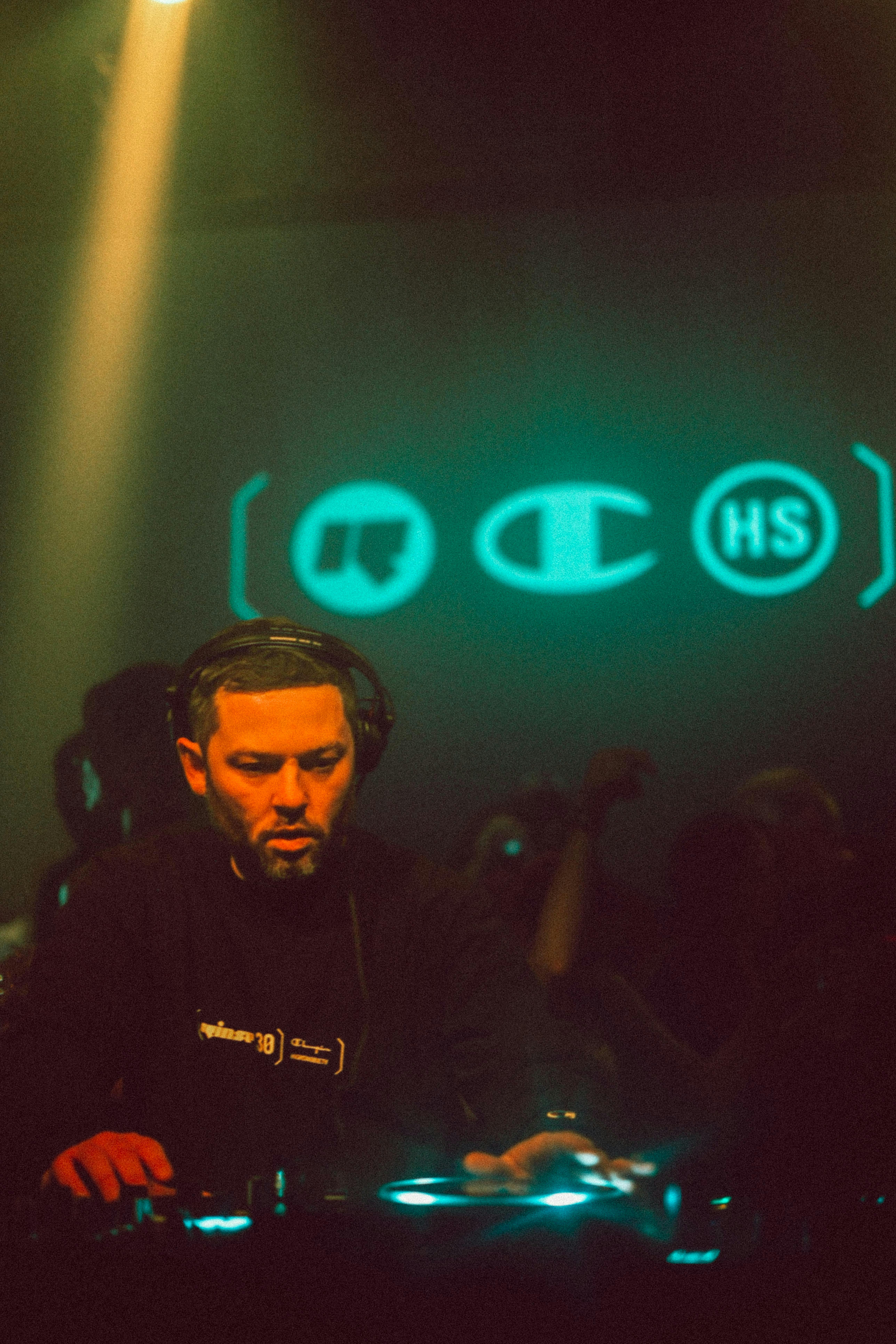 Highsnobiety and champion celebrates rinsefm during london fashion week with rave