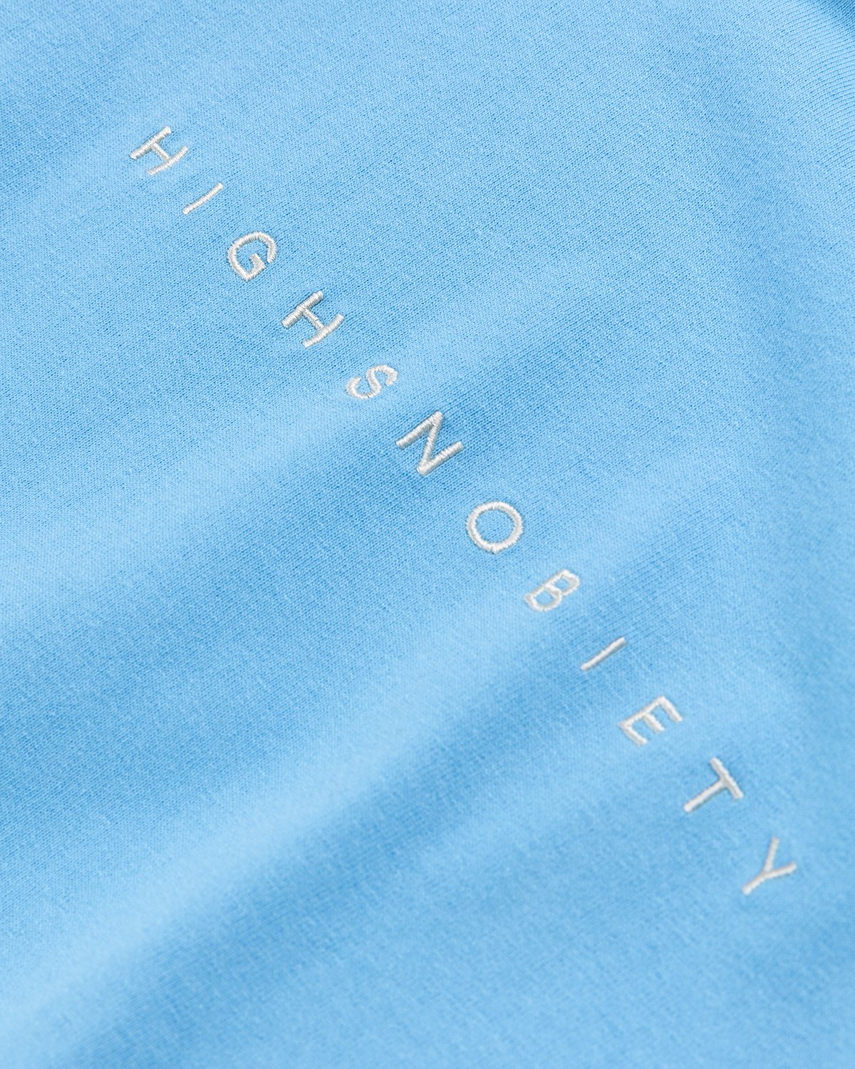 Highsnobiety – Staples T-Shirt Sky Blue | Highsnobiety Shop