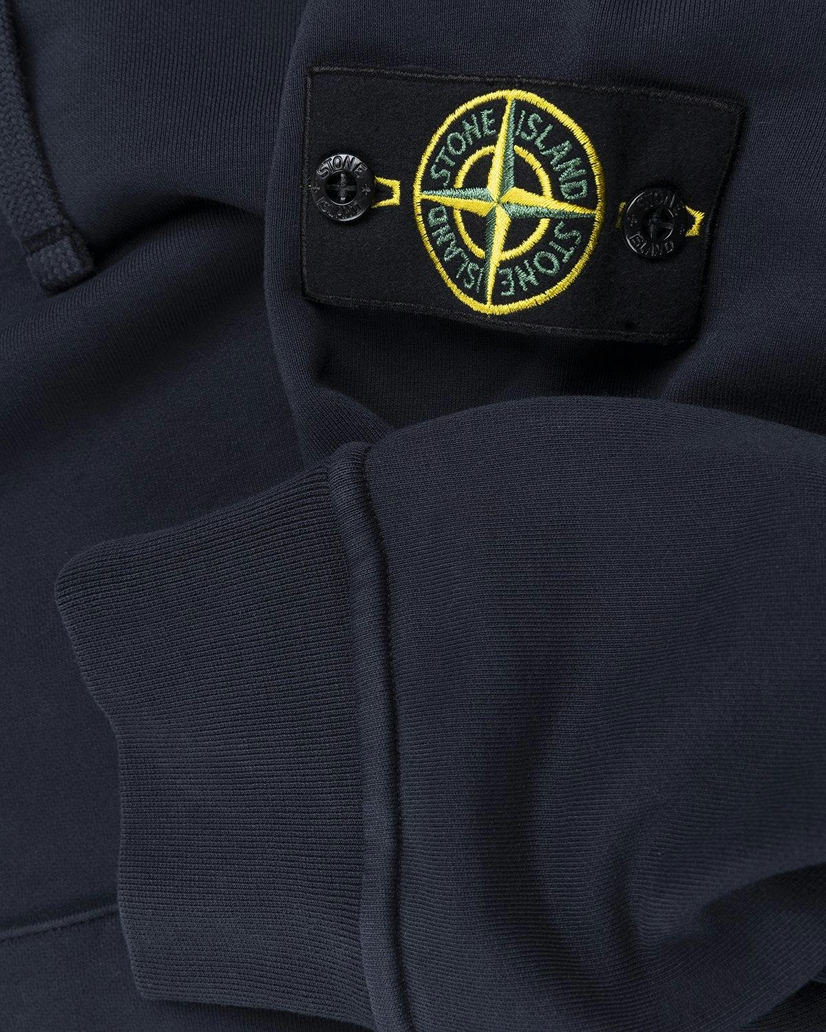 Stone Island - 64151 Garment-Dyed Cotton Fleece Hoodie Navy Blue - Clothing - Blue - Image 5