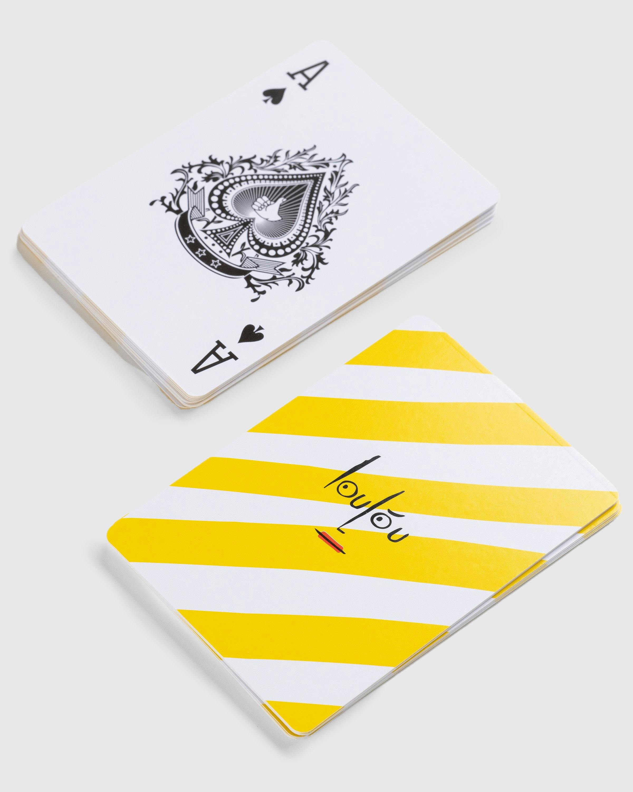 Loulou Paris - Card Game - Lifestyle - Yellow - Image 3