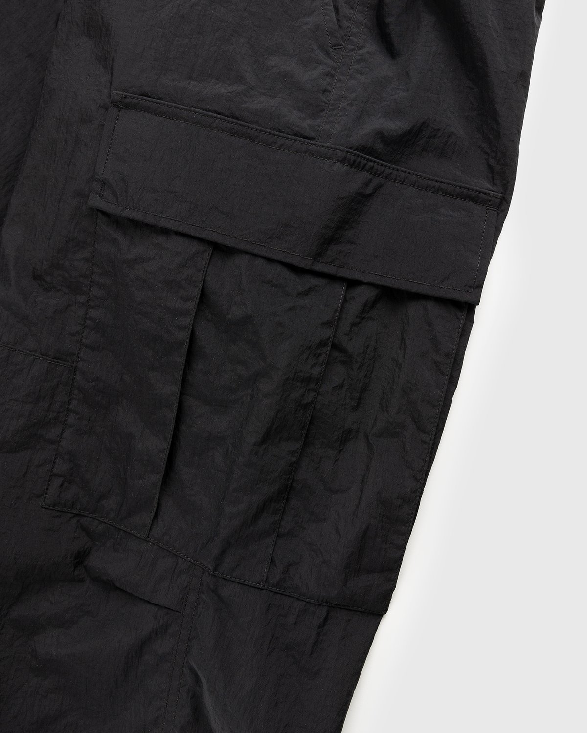 Highsnobiety – Water-Resistant Ripstop Cargo Pants Black | Highsnobiety ...