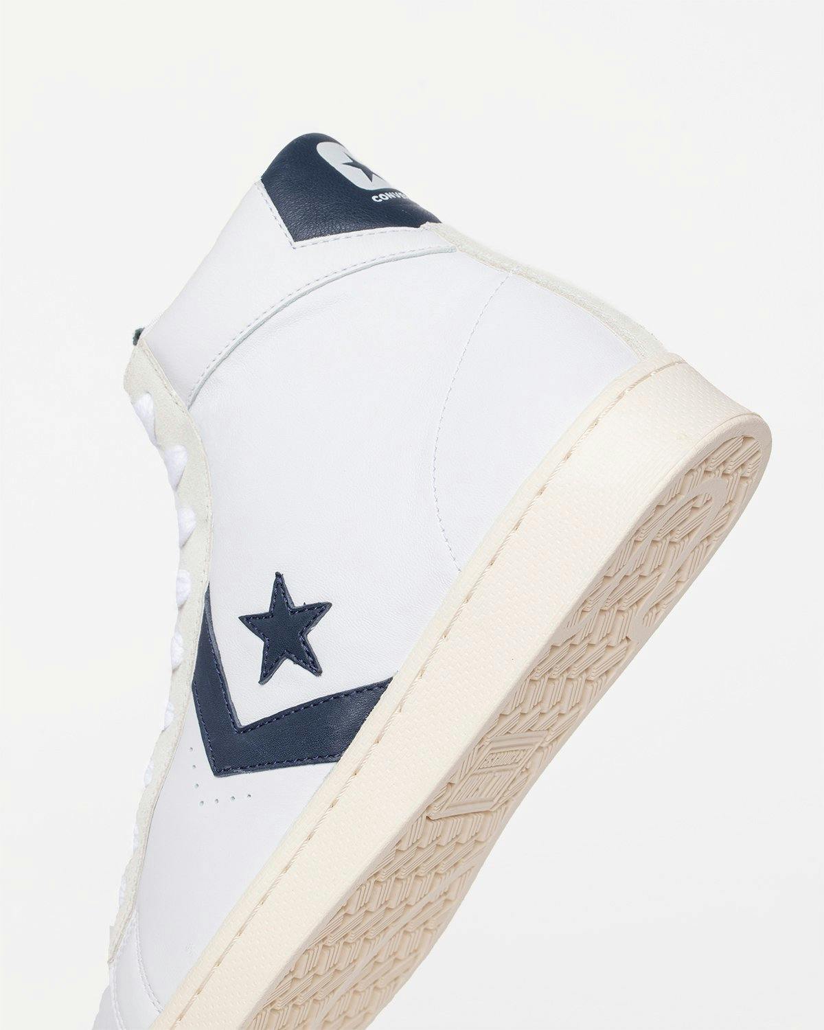 Converse - Pro Leather OG Mid White/Obsidian/Egret - Footwear - White - Image 2